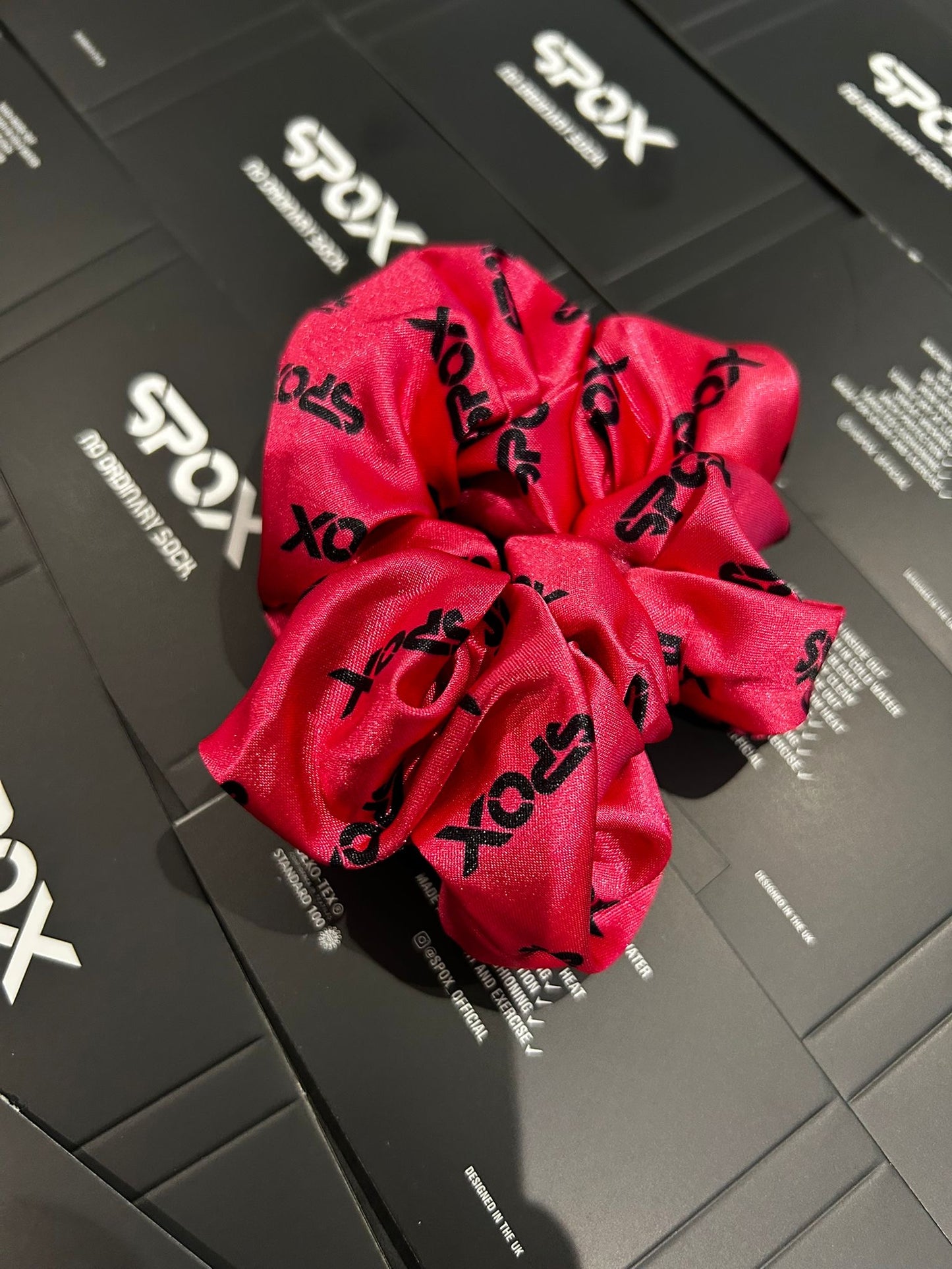 SPOX Go-To Scrunchie