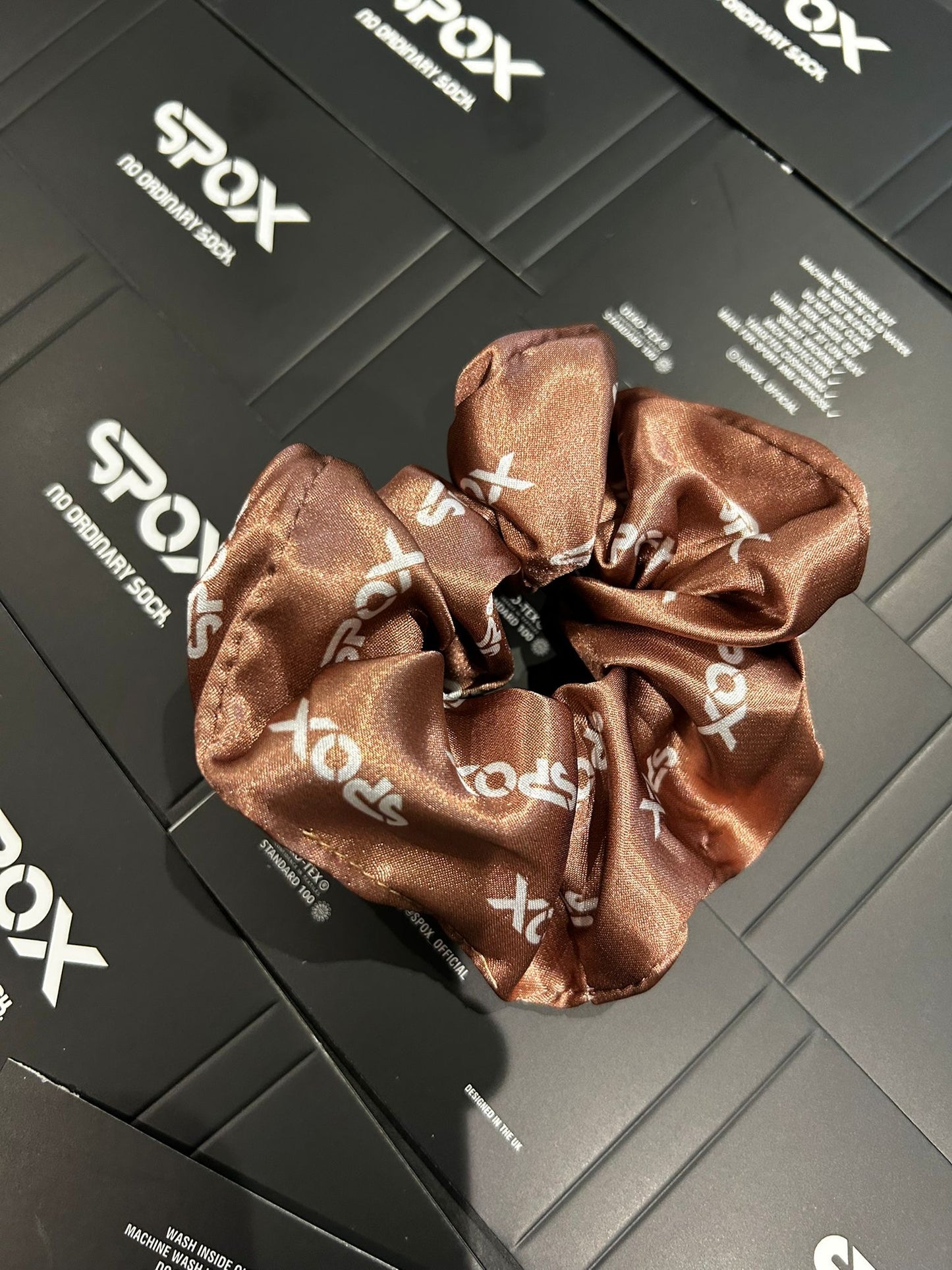 SPOX Go-To Scrunchie