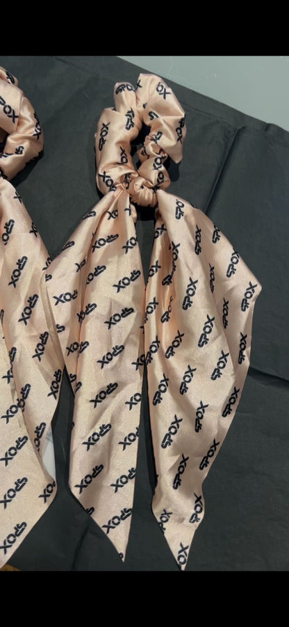 SPOX Go-To Scrunchie