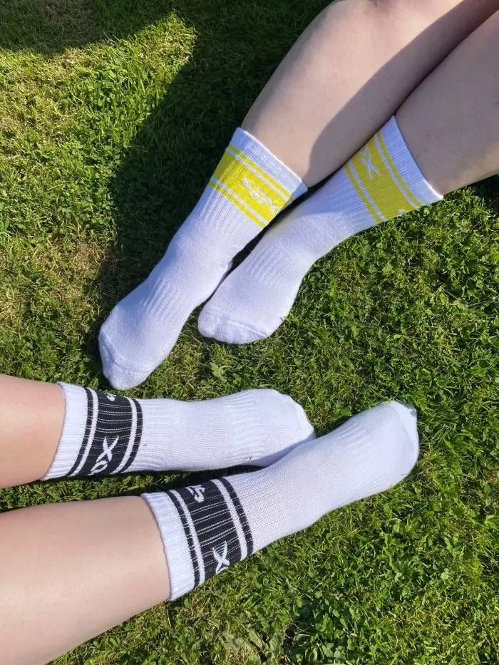 Retro hot sale adidas socks